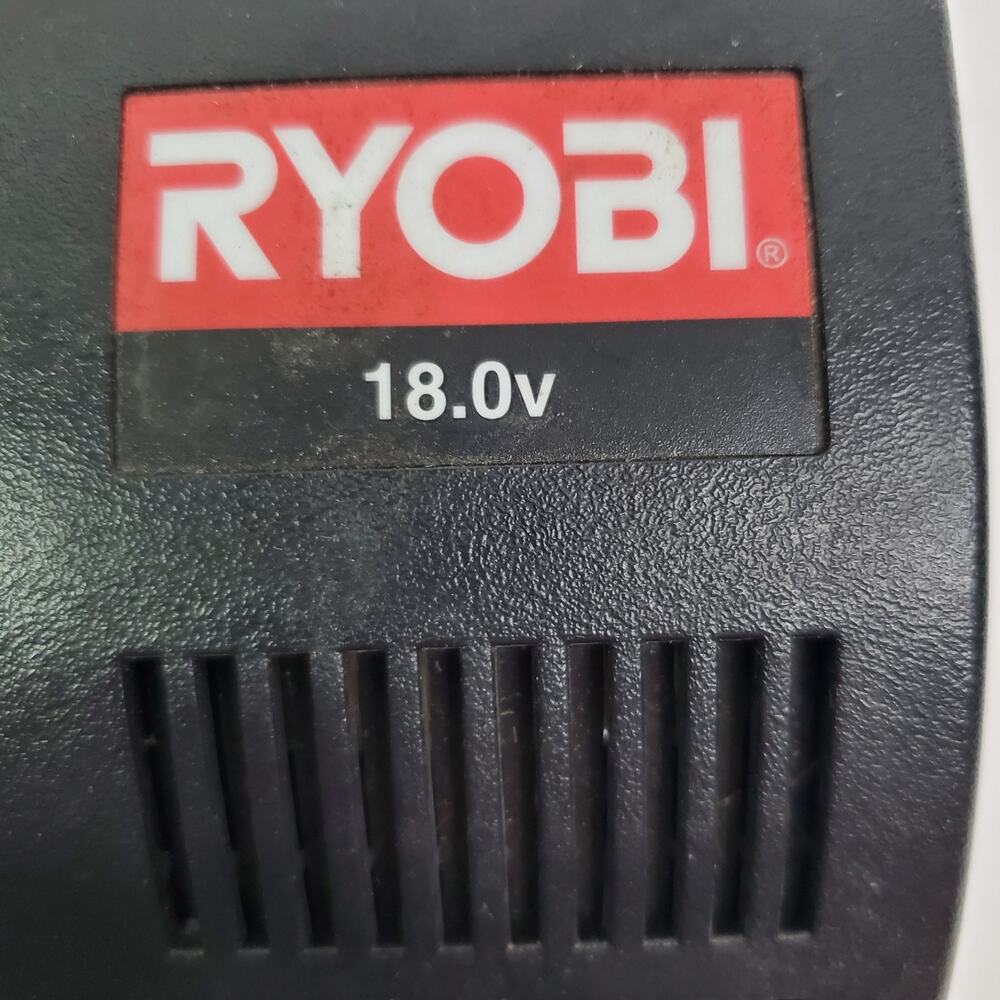 Genuine RYOBI 1423701 ChargePlus+ 18v NiCad NiCd OEM Battery Charger - Picture 7 of 8
